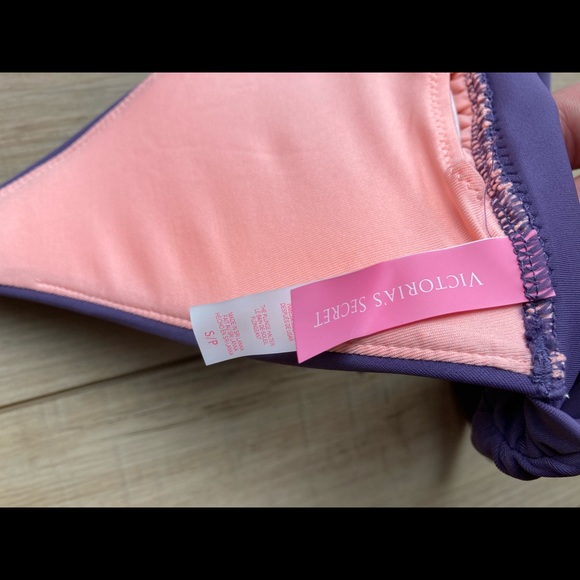 Victoria’s Secret swim top - Picture 3 of 3